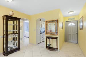 2809 SWIFTON DRIVE, SARASOTA, FL 34231 - MLS#MFRA4695978