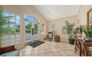 5420 EAGLES POINT CIRCLE, SARASOTA, FL 34231 - MLS#MFRA4695981