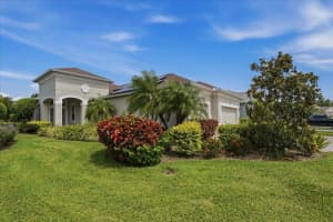 3613 WOODCLIFF LAKE TERRACE, SARASOTA, FL 34243 - MLS#MFRA4696019