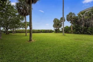 7538 WESTMORELAND DRIVE, SARASOTA, FL 34243 - MLS#MFRA4696134