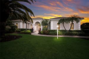 7920 ROYAL QUEENSLAND WAY, LAKEWOOD RANCH, FL 34202 - MLS#MFRA4696136