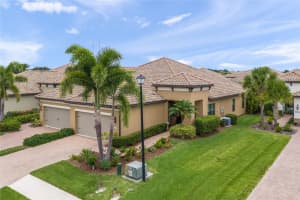 6479 POSITANO COURT, SARASOTA, FL 34243 - MLS#MFRA4696150