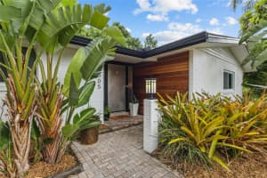 2605 BOTANY AVENUE, SARASOTA, FL 34239 - MLS#MFRA4696274