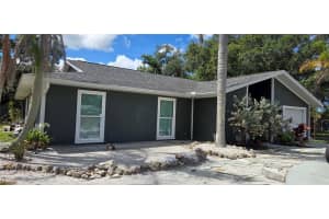 221 DADE AVENUE, SARASOTA, FL 34232 - MLS#MFRA4696280