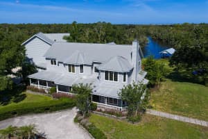 1030 MILL CREEK ROAD, BRADENTON, FL 34212 - MLS#MFRA4696298