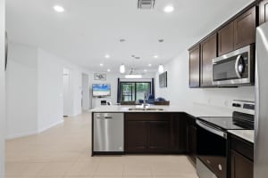 6499 SILVERSTAR DRIVE, SARASOTA, FL 34240 - MLS#MFRA4696304