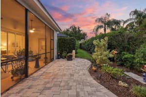 6828 BAY HILL DRIVE, BRADENTON, FL 34202 - MLS#MFRA4696320