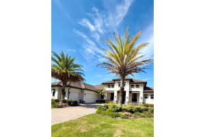 8452 LINDRICK LANE, BRADENTON, FL 34202 - MLS#MFRA4696365