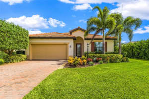 10233 LOCH LOMOND DRIVE, BRADENTON, FL 34211 - MLS#MFRA4696390
