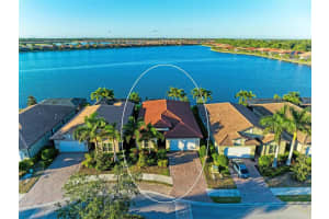 228 MARAVIYA BOULEVARD, NOKOMIS, FL 34275 - MLS#MFRA4696406