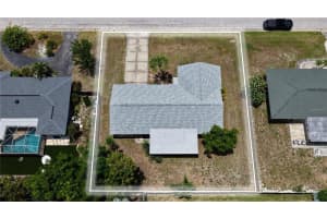 2615 SHERIDAN DRIVE, SARASOTA, FL 34239 - MLS#MFRA4696437