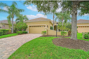 7361 WEXFORD COURT, LAKEWOOD RANCH, FL 34202 - MLS#MFRA4696471