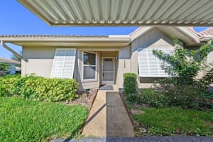 5528 37TH STREET, BRADENTON, FL 34203 - MLS#MFRA4696483