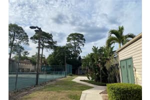 4394 SANDNER DRIVE, SARASOTA, FL 34243 - MLS#MFRA4696512