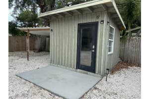 2559 PAULSTAN COURT, SARASOTA, FL 34237 - MLS#MFRA4696590