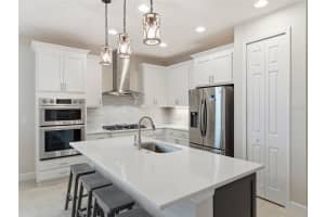 132 VAN GOGH COVE, BRADENTON, FL 34212 - MLS#MFRA4696677