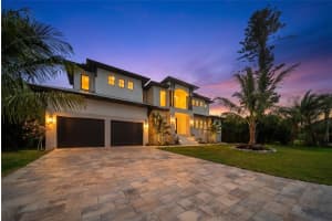 626 BUTTONWOOD DRIVE, LONGBOAT KEY, FL 34228 - MLS#MFRA4696767