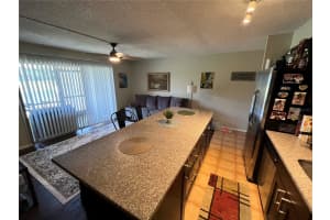 2632 HIDDEN LAKE DR N #B, SARASOTA, FL 34237 - MLS#MFRA4696861