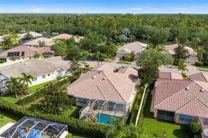 5793 ITHACA WAY, SARASOTA, FL 34238 - MLS#MFRA4696958