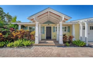 602 Buttonwood Dr, LONGBOAT KEY