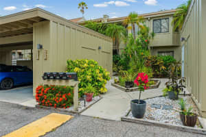 5326 LAKE ARROWHEAD TRAIL, SARASOTA, FL 34231 - MLS#MFRA4697122