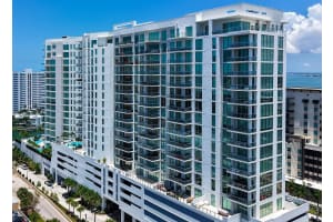 301 Quay Commons #1007, SARASOTA