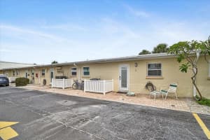 5830 MIDNIGHT PASS ROAD, SARASOTA, FL 34242 - MLS#MFRA4697244