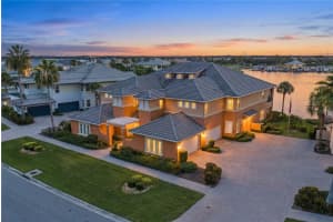 1139 Riverscape St #2, BRADENTON