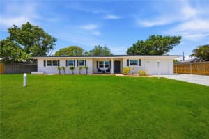 5726 Waneta Pl, SARASOTA 5726 Waneta Pl, SARASOTA