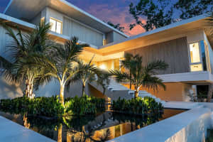 500 HARBOR COVE CIRCLE, LONGBOAT KEY, FL 34228 - MLS#MFRA4697649
