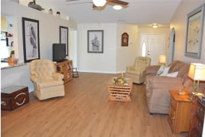 425 HARBOURVIEW DR, HAINES CITY, FL 33844 Sold 07/08/22