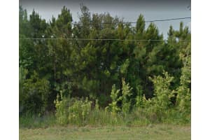 117 SPOONBILL COURT, POINCIANA, FL 34759 Sold 09/02/25