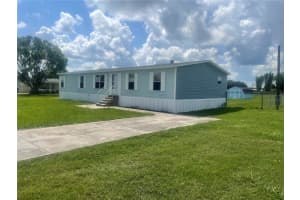 310 THORNHILL ESTATES COURT, WINTER HAVEN, FL 33880 Sold 11/03/23