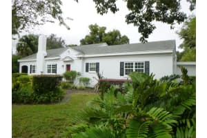 1815 COMANCHE TRAIL, LAKELAND, FL 33803 Sold 11/15/24