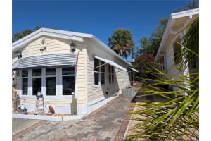 154 CANNA LANE, DAVENPORT, FL 33837 - MLS#MFRB4901865