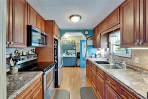 1575 LONGBOW DRIVE, LAKELAND, FL 33810 Sold 06/27/25