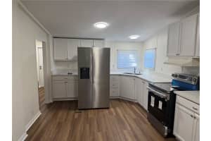 4056 SHADY VIEW RUN, MULBERRY, FL 33860 Sold 10/17/25