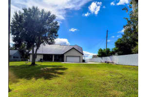 1070 LAKE ARIANA BOULEVARD, AUBURNDALE, FL 33823 - MLS#MFRB4902080