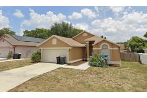 57 SAINT KITTS CIRCLE, WINTER HAVEN, FL 33884 - MLS#MFRB4902094