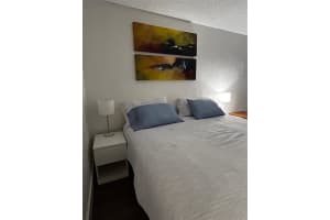 7150 TAMIAMI TRAIL, SARASOTA, FL 34243 - MLS#MFRB4902118