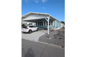 240 LAKE CREST LOOP, DAVENPORT, FL 33837 - MLS#MFRB4902142