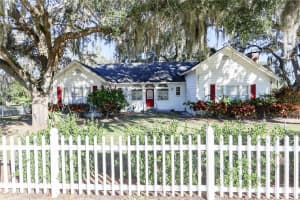 601 Alta Vista Dr, HAINES CITY