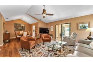 2805 WINGFOOT COURT, WINTER HAVEN, FL 33884 - MLS#MFRB4902197