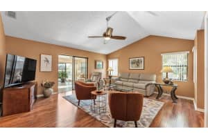 2805 WINGFOOT COURT, WINTER HAVEN, FL 33884 - MLS#MFRB4902197