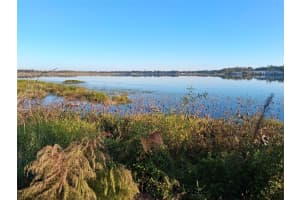 1836 CRYSTAL LAKE DRIVE, LAKELAND, FL 33801 - MLS#MFRB4902205