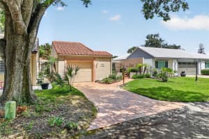 145 LA SERENA, WINTER HAVEN, FL 33884 - MLS#MFRB4902278