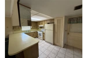 1313 MAGDALENE COURT, LAKELAND, FL 33801 - MLS#MFRB4902287