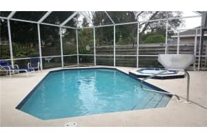 5742 Sandy Pointe Dr, Sarasota, FL 34233, Sold 04/21/16