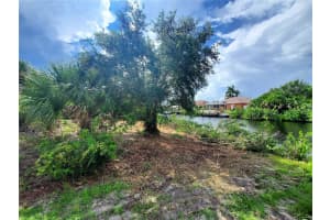 18037 OHARA DR, PORT CHARLOTTE, FL 33948 - MLS#MFRC7445067