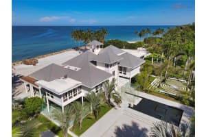7712 Sanderling Rd, Sarasota, FL 34242, Sold 12/09/21